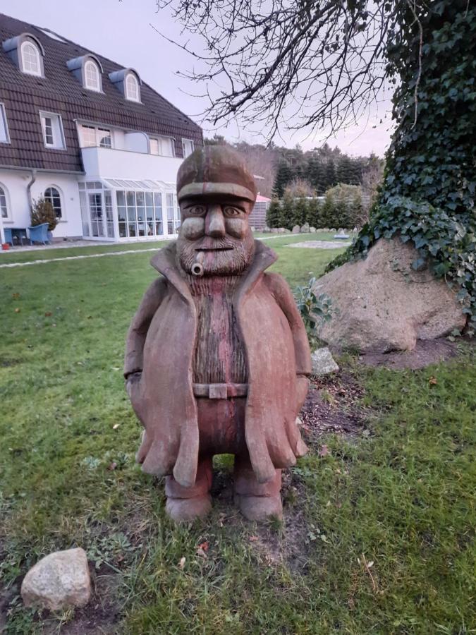 Ferienwohnung MeerGlück in der Ostseeresidenz Gandarm Wischuer Exterior foto