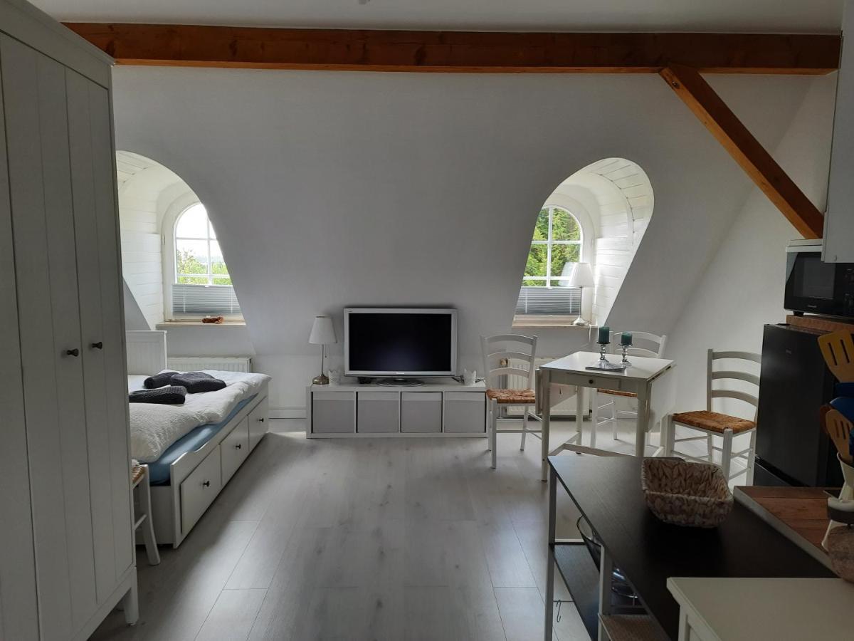 Ferienwohnung MeerGlück in der Ostseeresidenz Gandarm Wischuer Exterior foto